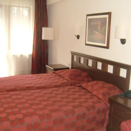 Отель Park Troyan 3*